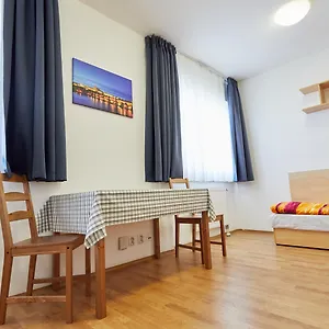 University Hotel 2* Praga