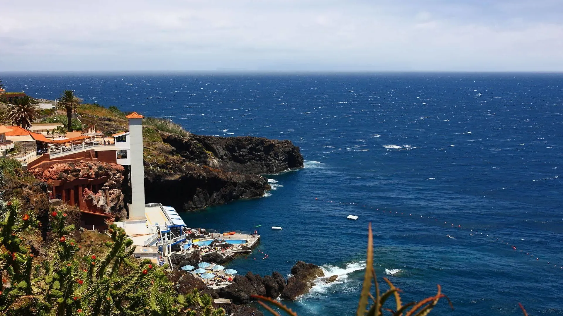 Apart-hotel Canico Bay Apartments