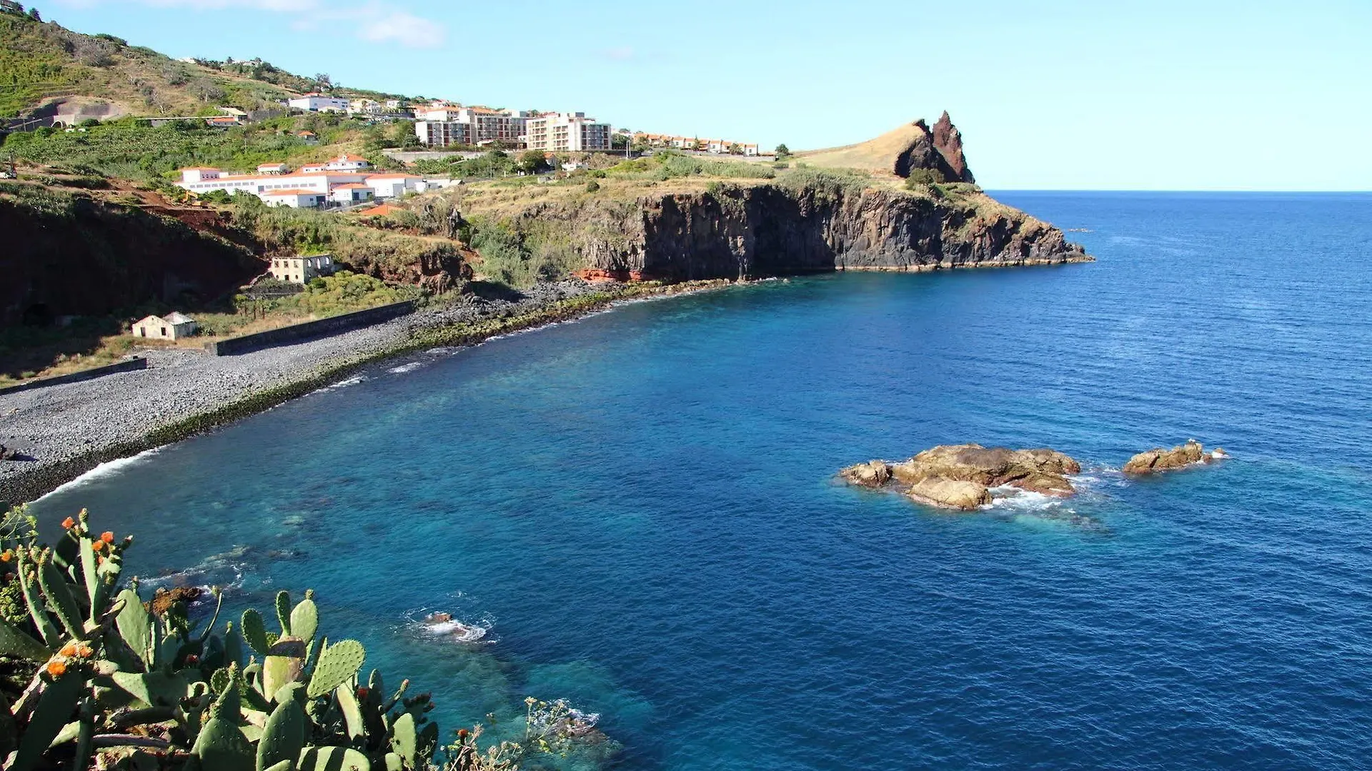 **** Apart-hotel Canico Bay Apartments Portugal